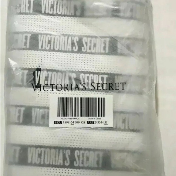 VICTORIA’s secret sequin travel tote BRAND NEW - Picture 4 of 4